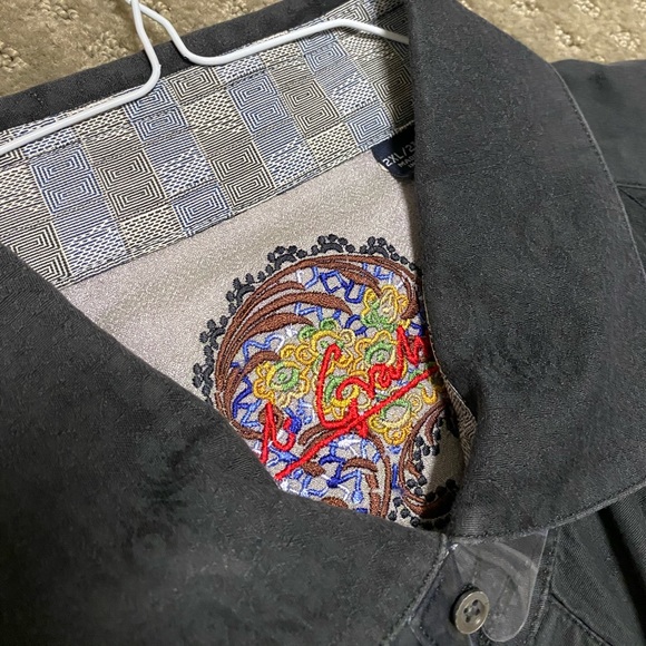 Robert Graham - Picture 2 of 2